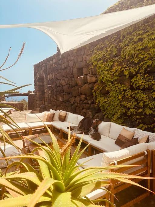 Dammuso Masdar Al Sorgere Del Sole Villa Pantelleria Exteriör bild