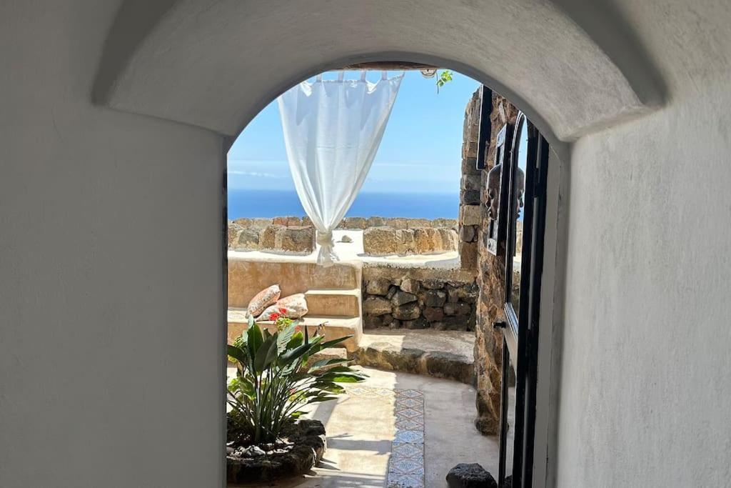 Dammuso Masdar Al Sorgere Del Sole Villa Pantelleria Exteriör bild