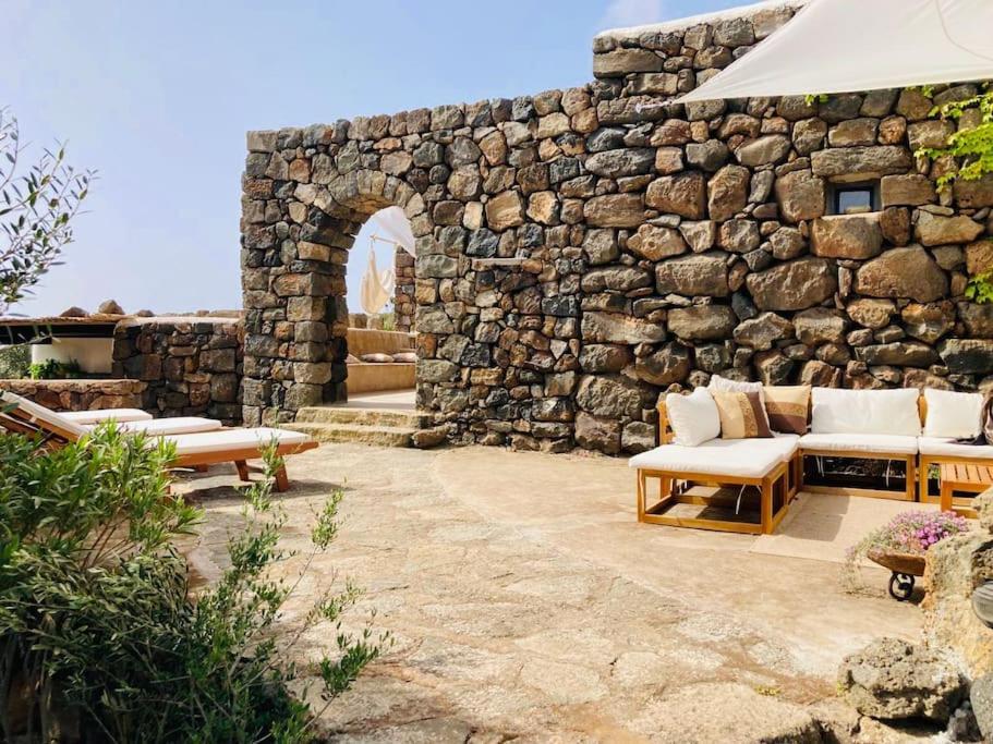 Dammuso Masdar Al Sorgere Del Sole Villa Pantelleria Exteriör bild